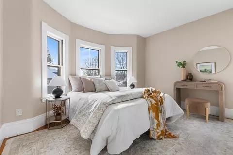 Bedroom - 129 High St, Reading, MA 01867 photo 1 of 8