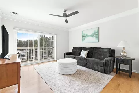 Living - 36 Abigail Way #3003, Reading, MA 01867 photo 1 of 4