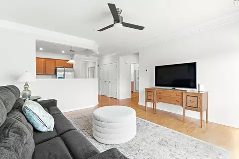 Living - 36 Abigail Way #3003, Reading, MA 01867 photo 4 of 4