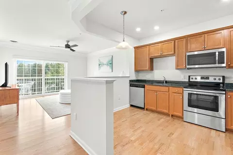 Kitchen - 36 Abigail Way #3003, Reading, MA 01867 photo 1 of 5