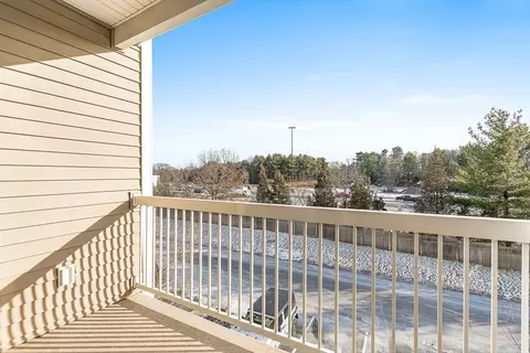 Exterior - 36 Abigail Way #3003, Reading, MA 01867 photo 3 of 7