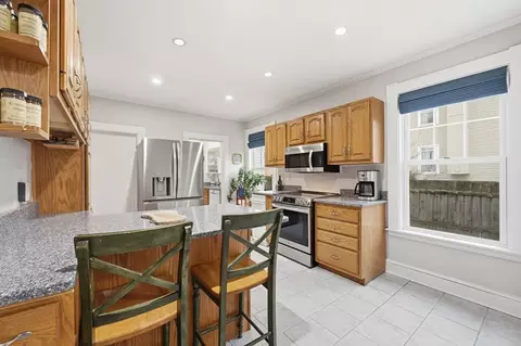 14 Harrison Ave, Beverly, MA 01915 photo 5