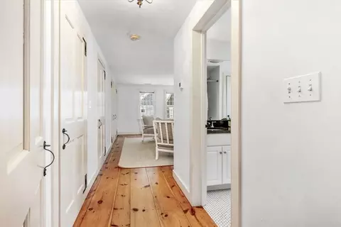 Entry Way - 83 North St #83, Hingham, MA 02043 photo 4 of 5