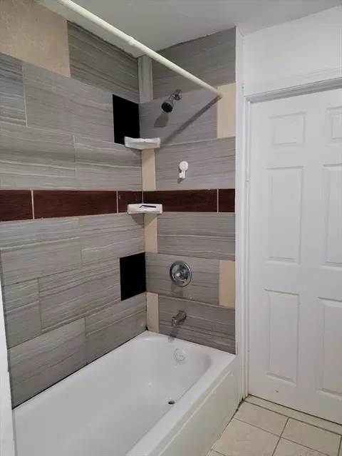 Bath - 47 Birch St, Worcester, MA 01603 photo 3 of 3
