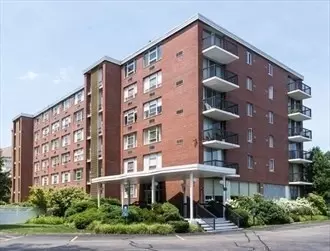 20 Hammond Pond Pkwy #602, Newton, MA 02467