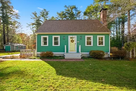 113 Farmersville Rd, Sandwich, MA 02563