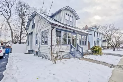 53 Warren St, West Springfield, MA 01089