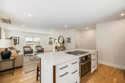 Kitchen - 5 Samoset Rd #B, Gloucester, MA 01930 photo 5 of 6