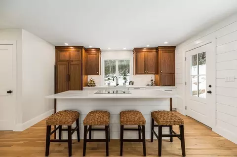 Kitchen - 5 Samoset Rd #B, Gloucester, MA 01930 photo 2 of 6