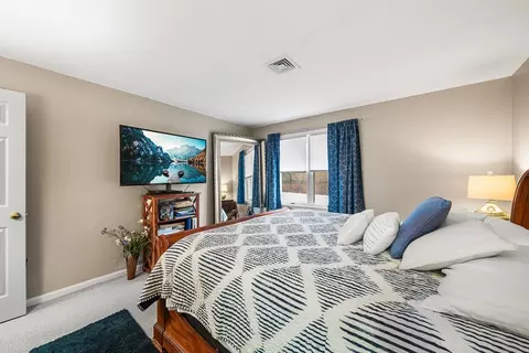 700 Shore Dr #810, Fall River, MA 02721 photo 13