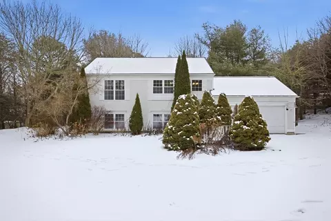 305 Raymond Rd, Plymouth, MA 02360