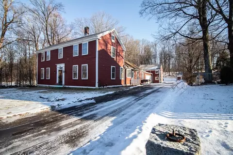 78 Federal St, Belchertown, MA 01007
