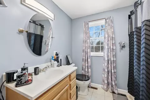 44 Border St, Springfield, MA 01104 photo 30