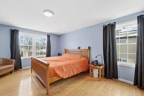 44 Border St, Springfield, MA 01104 photo 21