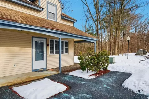 9 Kennedy Dr #9, Chelmsford, MA 01863