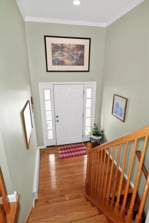 Entry Way - 37 Tower St, Hudson, MA 01749 photo 1 of 1