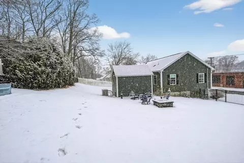 Exterior - 37 Tower St, Hudson, MA 01749 photo 9 of 12