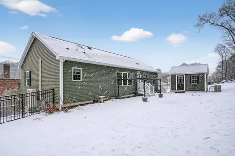 Exterior - 37 Tower St, Hudson, MA 01749 photo 11 of 12