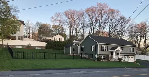 Exterior - 37 Tower St, Hudson, MA 01749 photo 3 of 12