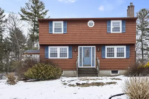 46 S Chelmsford Rd, Westford, MA 01886