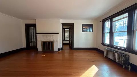 39 Whitmarsh Ave, Worcester, MA 01606 photo 5