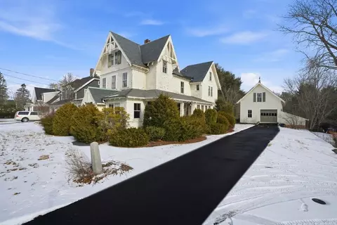 149 Summer St, Kingston, MA 02364