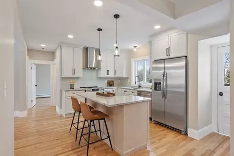 130 Beverly Rd, Worcester, MA 01605 photo 4
