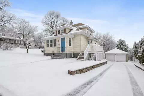 130 Beverly Rd, Worcester, MA 01605 photo 2
