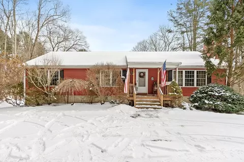 1215 South St, Barre, MA 01005