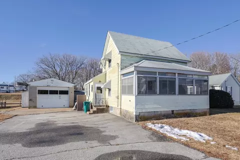 75 Ottawa St, Attleboro, MA 02703