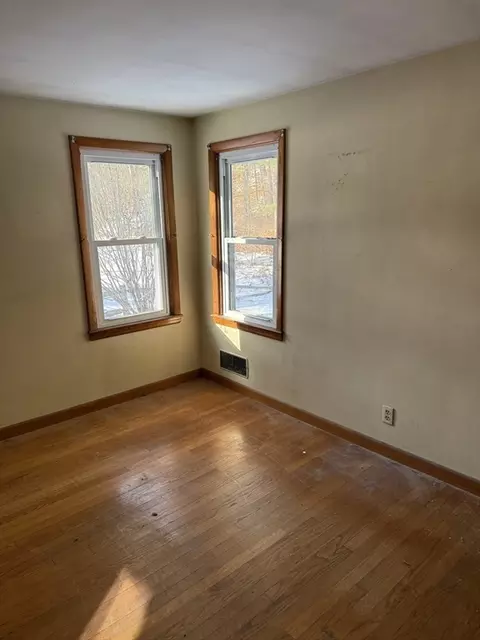 Bedroom - 9 Sunset Dr, Orange, MA 01364 photo 3 of 3