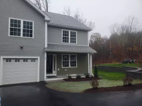 25 N Main St #A, Charlton, MA 01507