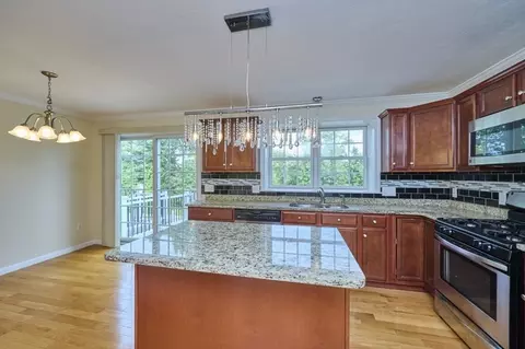 1975 Middlesex St #51, Lowell, MA 01851