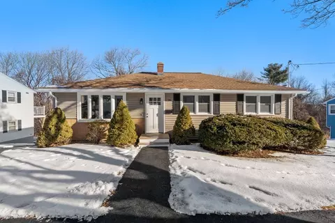 58 Wedgewood Rd, Worcester, MA 01602