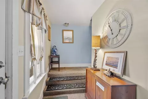 10 Oak St #3, Gloucester, MA 01930 photo 6