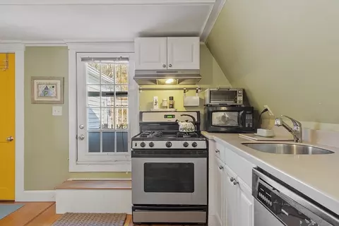 10 Oak St #3, Gloucester, MA 01930 photo 10