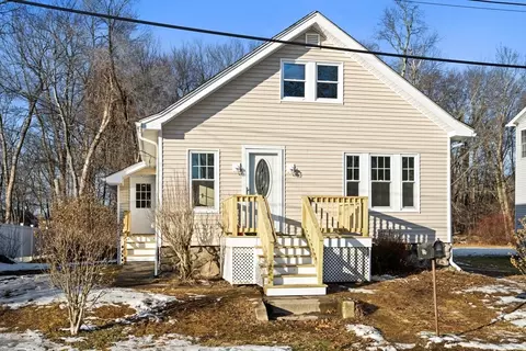 39 Johnson St, Millbury, MA 01527