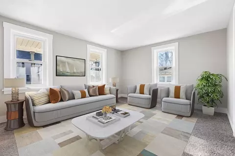 26 Pequit St, Canton, MA 02021 photo 4