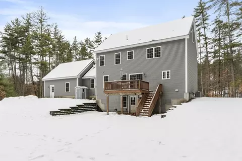 359 Main St, Townsend, MA 01469 photo 2