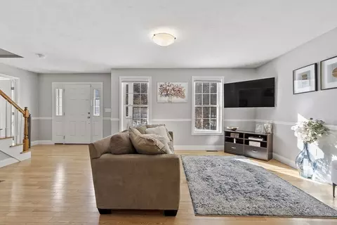 359 Main St, Townsend, MA 01469 photo 7