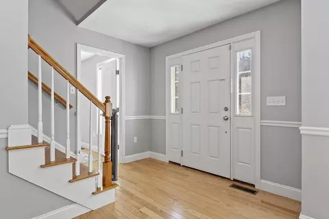 359 Main St, Townsend, MA 01469 photo 4
