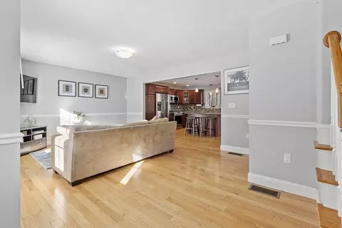 359 Main St, Townsend, MA 01469 photo 5