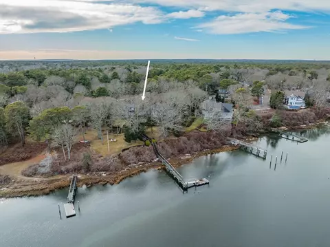 52 Old Dock Ln, Mashpee, MA 02649 photo 4