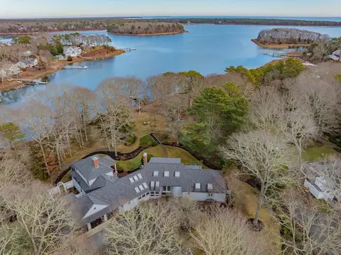 52 Old Dock Ln, Mashpee, MA 02649 photo 3