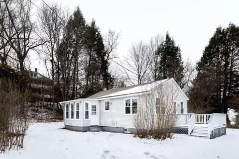 201 West St, Ware, MA 01082