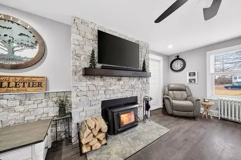 Living - 59 Glendale St, Fall River, MA 02720 photo 3 of 3
