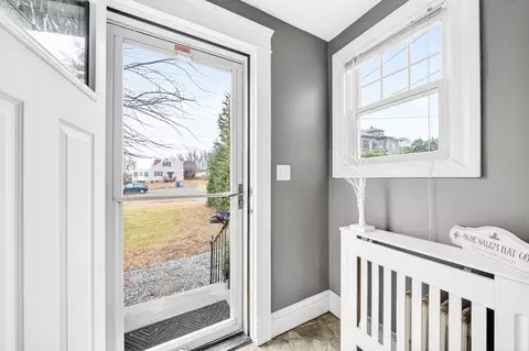 Entry Way - 59 Glendale St, Fall River, MA 02720 photo 1 of 6