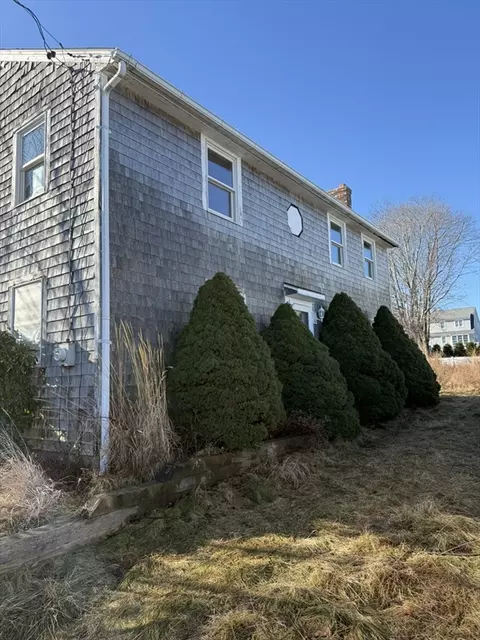 25 Morton Pl, Scituate, MA 02066