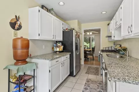 237 Heritage Dr #237, Whitinsville, MA 01588 photo 5
