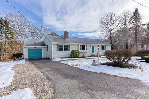31 Cherub Ln, Yarmouth, MA 02664